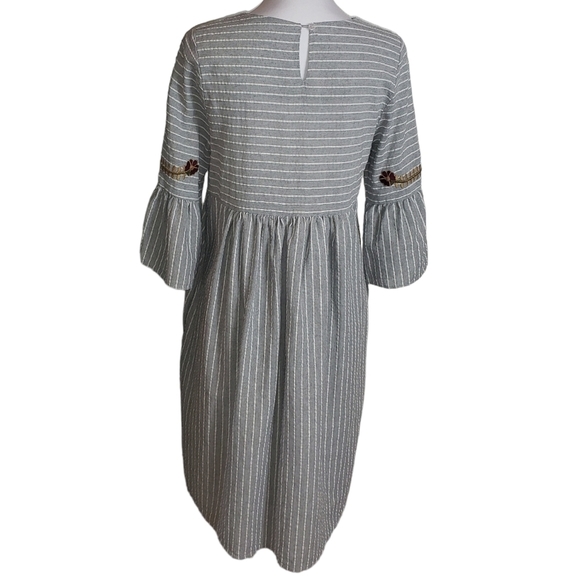 Orange Creek Gray Striped Floral Embroidered Dress Sz Medium Bell Sleeve Cotton - Picture 5 of 14